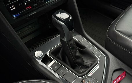 Volkswagen Tiguan II, 2022 год, 3 400 000 рублей, 25 фотография