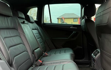 Volkswagen Tiguan II, 2022 год, 3 400 000 рублей, 39 фотография