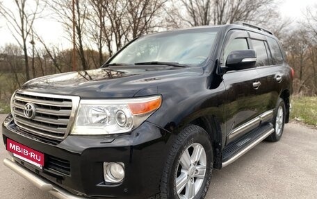 Toyota Land Cruiser 200, 2012 год, 3 000 000 рублей, 2 фотография