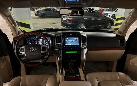 Toyota Land Cruiser 200, 2012 год, 3 000 000 рублей, 11 фотография