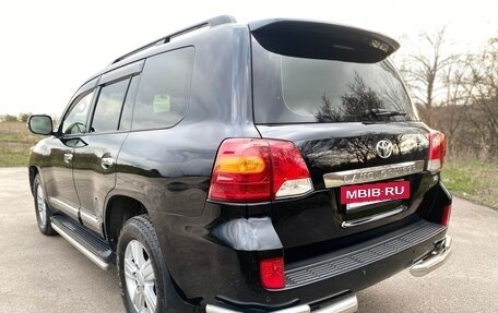 Toyota Land Cruiser 200, 2012 год, 3 000 000 рублей, 10 фотография