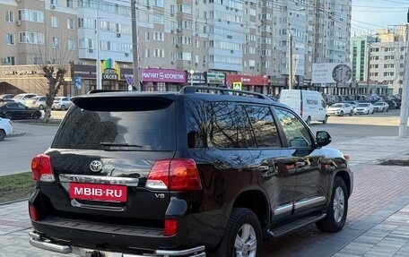 Toyota Land Cruiser 200, 2014 год, 3 780 000 рублей, 5 фотография