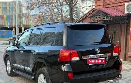 Toyota Land Cruiser 200, 2014 год, 3 780 000 рублей, 7 фотография