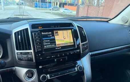 Toyota Land Cruiser 200, 2014 год, 3 780 000 рублей, 13 фотография