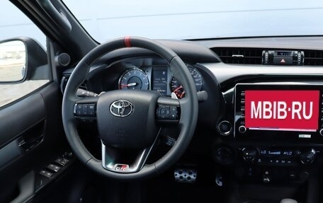 Toyota Hilux VIII, 2026 год, 9 500 000 рублей, 29 фотография