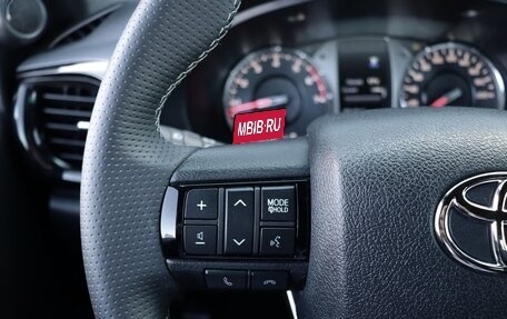 Toyota Hilux VIII, 2026 год, 9 500 000 рублей, 25 фотография