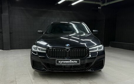 BMW 5 серия, 2021 год, 3 952 000 рублей, 2 фотография