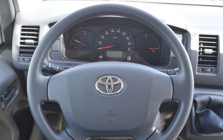 Toyota HiAce H200, 2026 год, 4 200 000 рублей, 6 фотография