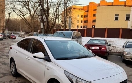 Hyundai Solaris II рестайлинг, 2021 год, 1 495 000 рублей, 3 фотография