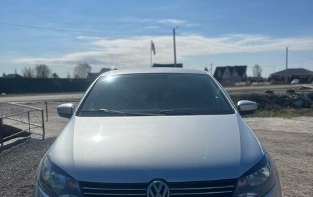 Volkswagen Polo VI (EU Market), 2013 год, 680 000 рублей, 3 фотография