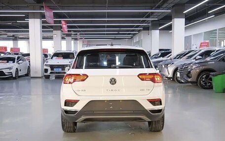 Volkswagen T-Roc I, 2022 год, 1 690 000 рублей, 6 фотография