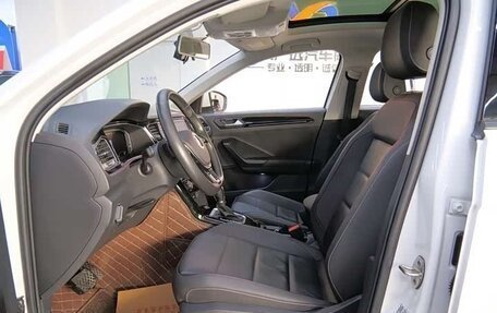 Volkswagen T-Roc I, 2022 год, 1 690 000 рублей, 14 фотография