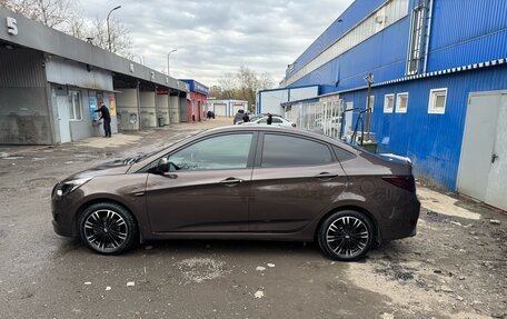 Hyundai Solaris II рестайлинг, 2016 год, 950 000 рублей, 3 фотография