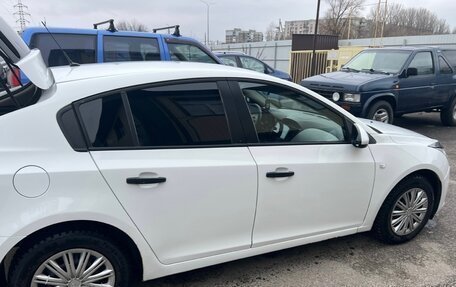 Chevrolet Cruze II, 2012 год, 690 000 рублей, 2 фотография