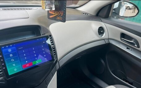 Chevrolet Cruze II, 2012 год, 690 000 рублей, 7 фотография