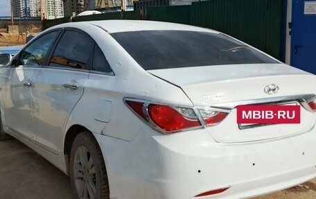 Hyundai Sonata VI, 2013 год, 600 000 рублей, 5 фотография