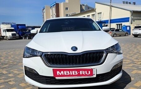 Skoda Rapid II, 2021 год, 1 800 000 рублей, 2 фотография