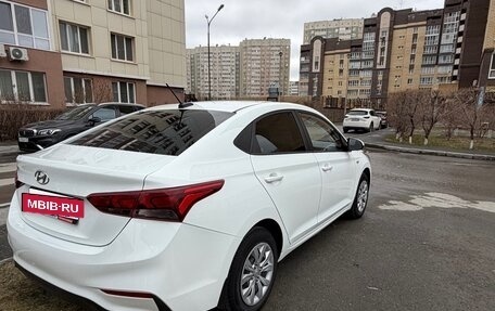 Hyundai Solaris II рестайлинг, 2018 год, 1 150 000 рублей, 3 фотография