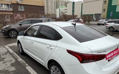 Hyundai Solaris II рестайлинг, 2018 год, 1 150 000 рублей, 4 фотография