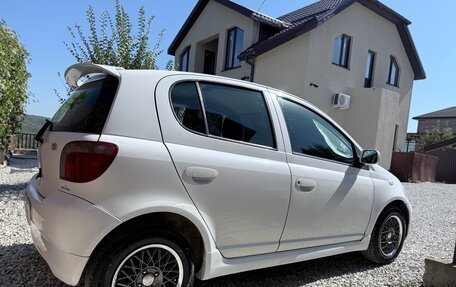 Toyota Vitz, 2001 год, 300 000 рублей, 2 фотография