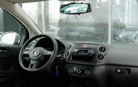 Volkswagen Golf Plus II, 2011 год, 850 000 рублей, 10 фотография