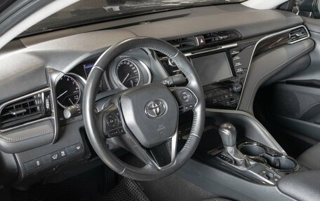 Toyota Camry, 2020 год, 3 084 600 рублей, 5 фотография