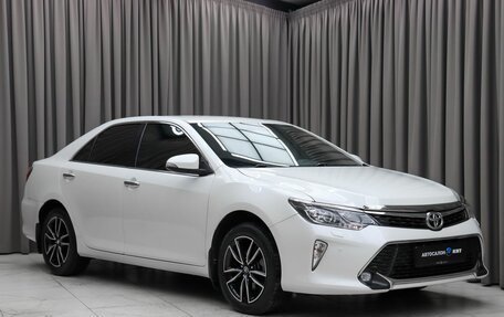 Toyota Camry, 2017 год, 2 249 000 рублей, 3 фотография