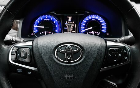 Toyota Camry, 2017 год, 2 249 000 рублей, 11 фотография