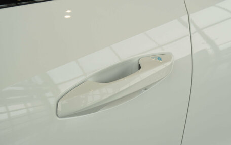 Geely Atlas, 2023 год, 2 890 000 рублей, 8 фотография