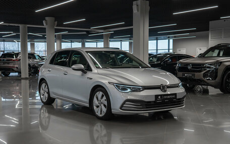 Volkswagen Golf VIII, 2020 год, 3 250 000 рублей, 2 фотография