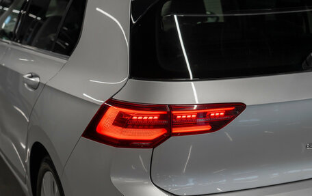 Volkswagen Golf VIII, 2020 год, 3 250 000 рублей, 25 фотография