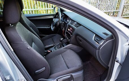 Skoda Octavia, 2018 год, 1 750 000 рублей, 5 фотография