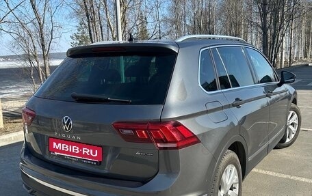 Volkswagen Tiguan II, 2021 год, 3 515 000 рублей, 5 фотография