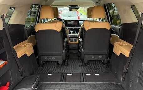 KIA Carnival, 2022 год, 5 100 000 рублей, 10 фотография