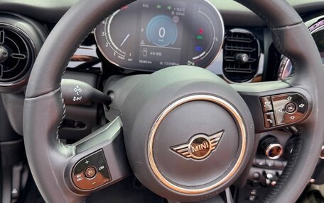 MINI Cabrio, 2022 год, 2 590 000 рублей, 17 фотография