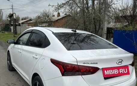 Hyundai Solaris II рестайлинг, 2022 год, 1 500 000 рублей, 4 фотография