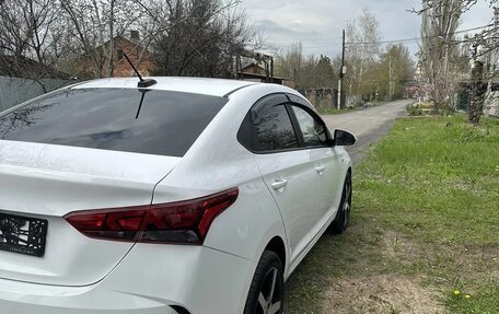 Hyundai Solaris II рестайлинг, 2022 год, 1 500 000 рублей, 5 фотография