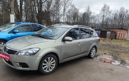 KIA cee'd I рестайлинг, 2012 год, 700 000 рублей, 9 фотография