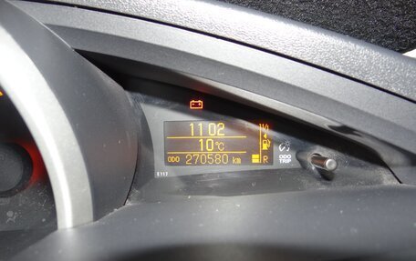 Toyota Verso I, 2010 год, 900 000 рублей, 10 фотография