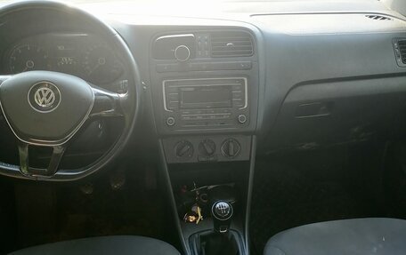 Volkswagen Polo VI (EU Market), 2016 год, 1 200 000 рублей, 1 фотография