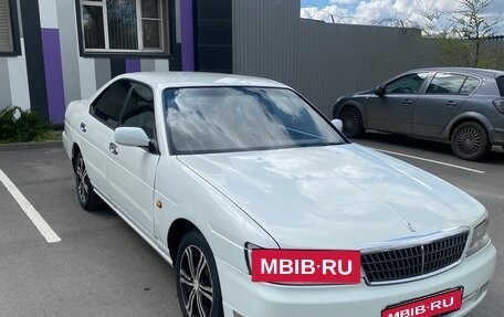 Nissan Laurel VIII, 2000 год, 400 000 рублей, 1 фотография