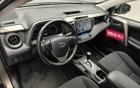 Toyota RAV4, 2019 год, 2 878 000 рублей, 15 фотография