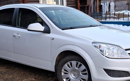 Opel Astra H, 2011 год, 720 000 рублей, 3 фотография