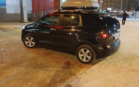 Honda FR-V, 2006 год, 690 000 рублей, 8 фотография