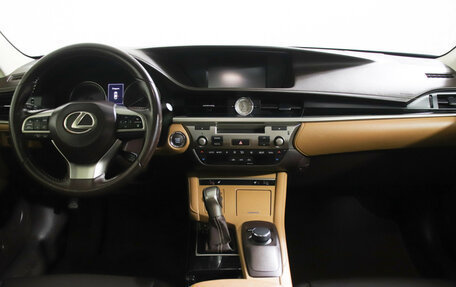 Lexus ES VII, 2017 год, 2 870 000 рублей, 9 фотография