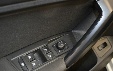 Volkswagen Tiguan II, 2017 год, 2 699 000 рублей, 16 фотография