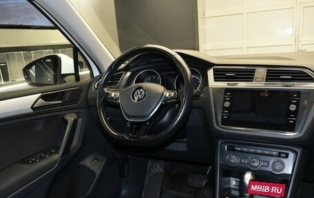 Volkswagen Tiguan II, 2017 год, 2 699 000 рублей, 10 фотография