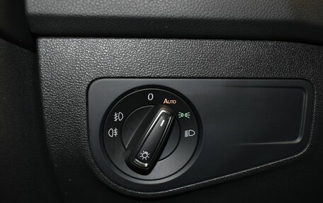 Volkswagen Tiguan II, 2017 год, 2 699 000 рублей, 19 фотография