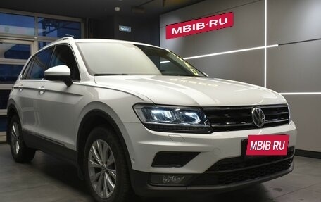 Volkswagen Tiguan II, 2017 год, 2 699 000 рублей, 3 фотография
