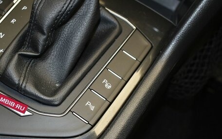 Volkswagen Tiguan II, 2017 год, 2 699 000 рублей, 18 фотография